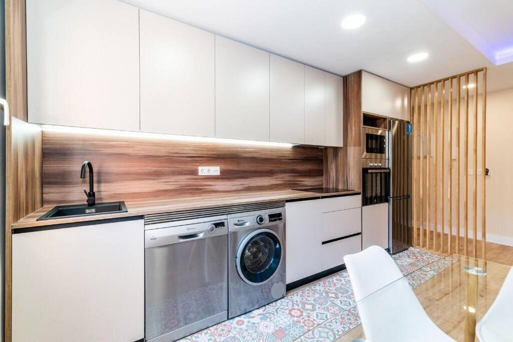 Modern Apartment Close To The City Center And Alhambra Гранада Екстериор снимка