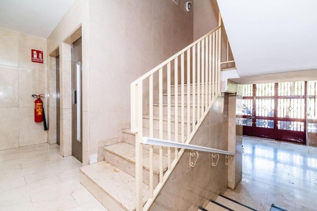 Modern Apartment Close To The City Center And Alhambra Гранада Екстериор снимка
